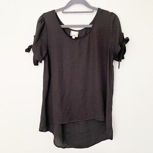 5/$25 Meraki black tie sleeve top - Medium